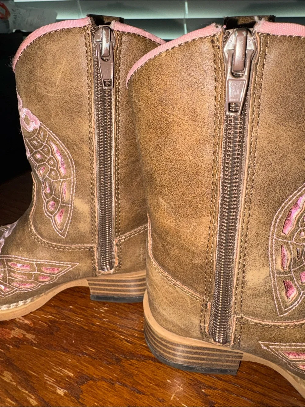 Brown toddler Western Boots with Pink Embroidered Crosses